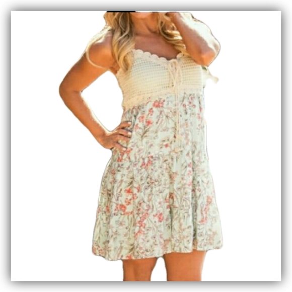 1 LG LEFT⚜FLORAL CROCHET PARTY DRESS - Picture 2 of 3